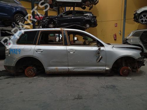 Brugte VW TOUAREG (7LA, 7L6, 7L7) 2.5 R5 TDI 4530632