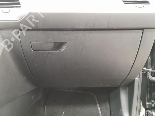 Used Glove box SEAT ATECA (KH7, KHP) 1.5 TSI (150 hp) 26139496
