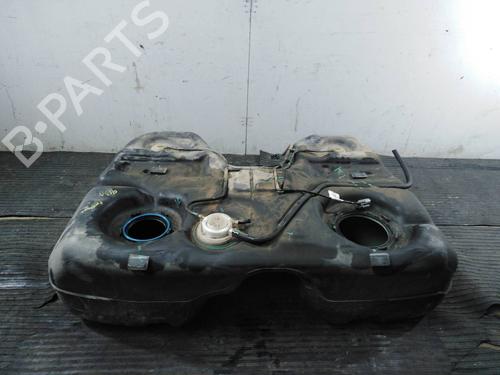 Used Fuel tank FIAT FREEMONT (345_) [2011-2025]  8209013