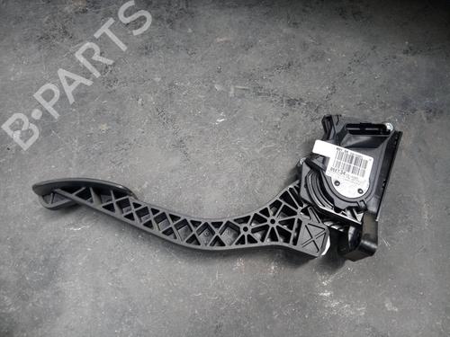 Pedal PEUGEOT 308 II (LB_, LP_, LW_, LH_, L3_) 1.6 BlueHDi 120 (120 hp) 19694415