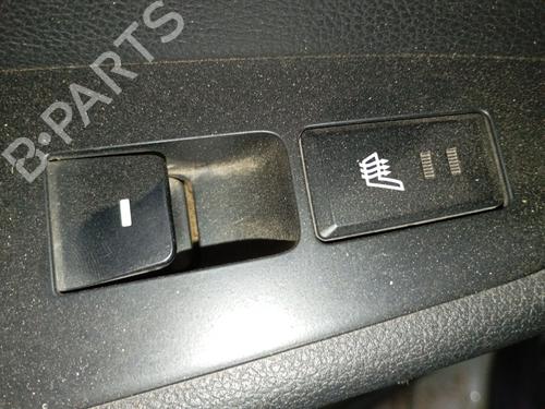 Used Left rear window switch HYUNDAI TUCSON (TL, TLE) 2.0 CRDi All-wheel Drive (136 hp) 30725176
