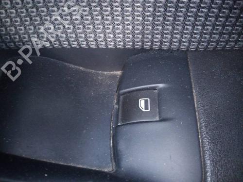 Used Right front window switch AUDI A3 (8P1) 1.9 TDI (105 hp) 17010350