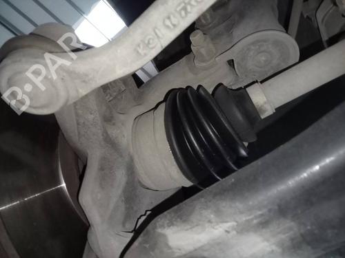 Used Left front steering knuckle RENAULT MEGANE III Hatchback (BZ0/1_, B3_) [2008-2025]  22743502