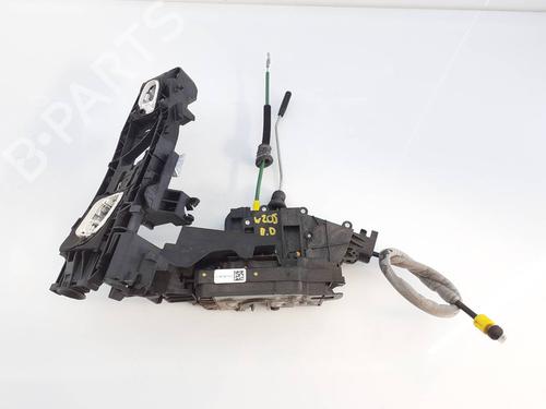 Used Front right lock MERCEDES-BENZ C-CLASS T-Model (S205) [2014-2023]  6927239