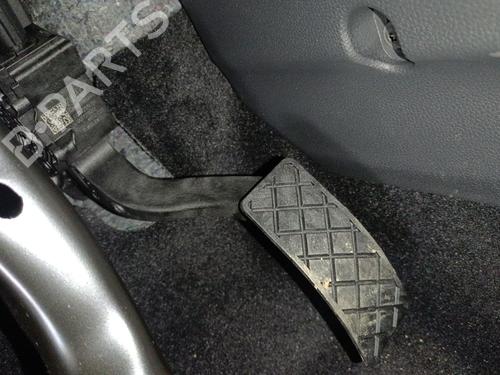 Pedale Pedale SEAT IBIZA V (KJ1, KJG) 1.0 MPi (80 hp) 39808327 39808327