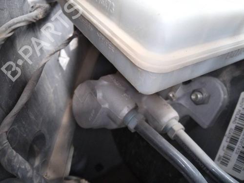 Used Brake master cylinder BMW X3 (F25) xDrive 20 d (184 hp) 14992389