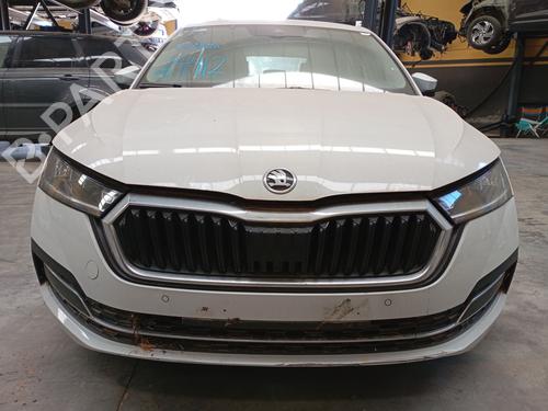 Left tailgate light SKODA OCTAVIA IV (NX3, NN3, PV3) 2.0 TDi | BP34543810C79  - Image 11