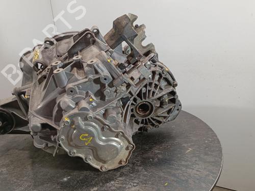 Used Gearbox Gearbox OPEL ANTARA A (L07) [2006-2017] 19534135 19534135
