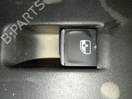 right-front-window-switch-audi-a1-sportback-gba-2018-33955543 main image