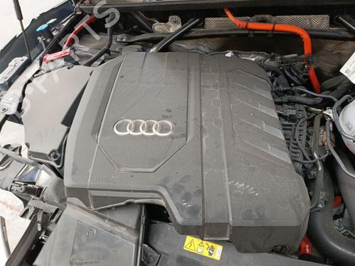 Używane Osłona górna AUDI Q5 (FYB, FYG) 55 TFSI e quattro (265 hp) 31307972