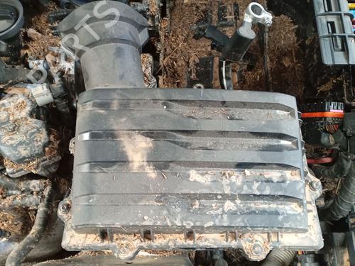 Used Air filter box VW TIGUAN (AD1, AX1) 2.0 TDI (150 hp) 31340664