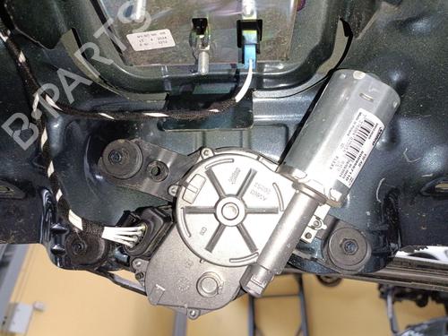 Used Rear wiper motor SEAT IBIZA V (KJ1, KJG) 1.0 TSI (95 hp) 27337540