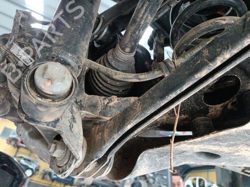Venstre hjullejehus spindel MINI MINI COUNTRYMAN (F60) Cooper SE (220 hp) 27648047