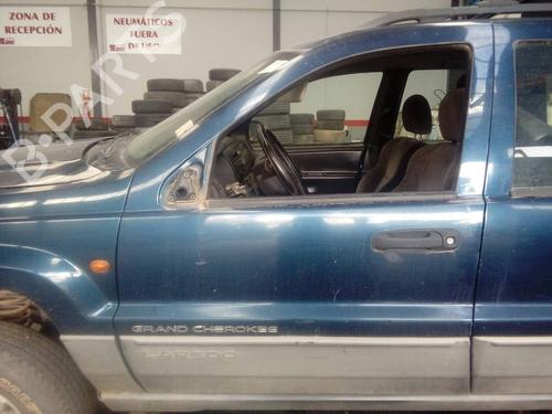 Used Left front door JEEP GRAND CHEROKEE II (WJ, WG) 3.1 TD 4x4 (140 hp) 11429319