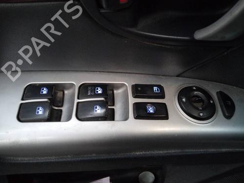 Used Left front window switch HYUNDAI SANTA FÉ II (CM) 2.2 CRDi 4x4 (155 hp) 17492072