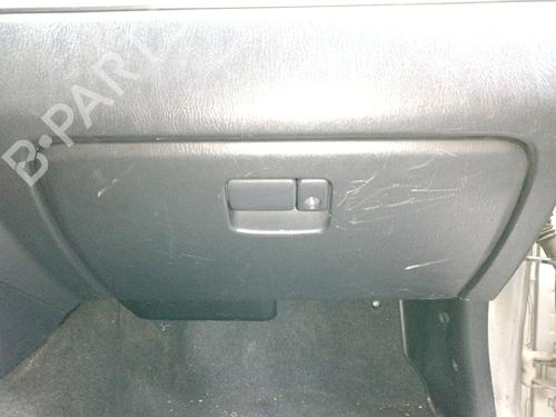 Used Glove box Glove box SUZUKI GRAND VITARA I (FT, HT) 2.0 HDI 110 16V 4x4 (SQ420D, TD83V, JA420WD) (109 hp) 34439473 34439473