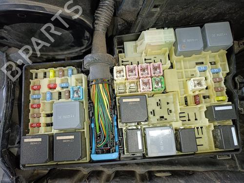 Used Fuse box FORD FOCUS III 1.0 EcoBoost (100 hp) 22715395