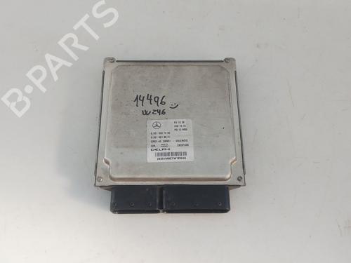 Used Engine control unit (ECU) MERCEDES-BENZ B-CLASS Sports Tourer (W246, W242) B 200 CDI (246.201) (136 hp) 30858294