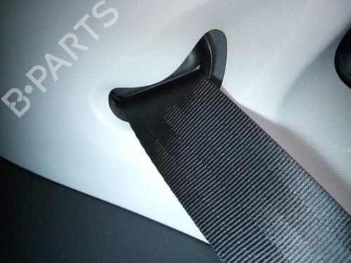 Used Rear left seatbelt VW POLO V (6R1, 6C1) 1.4 TDI (90 hp) 11384833