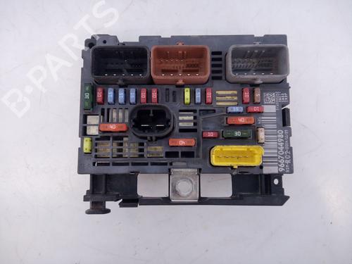 Zekeringkast CITROËN C5 III (RD_) 1.6 HDi 110 (RD9HZC) (109 hp) 30408277