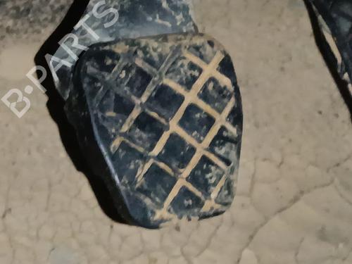 Pédale de frein SEAT IBIZA IV (6J5, 6P1) 1.6 TDI (90 hp) 32116526