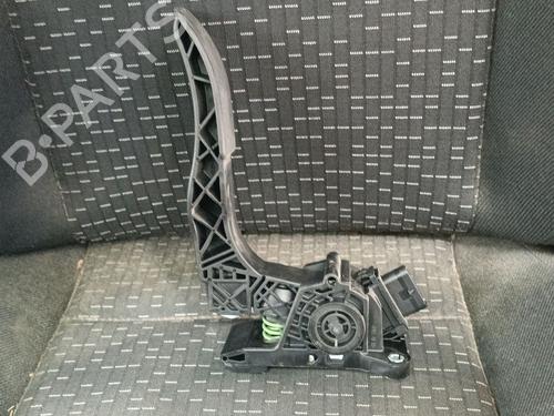 Used Pedal Pedal 36882463 36882463