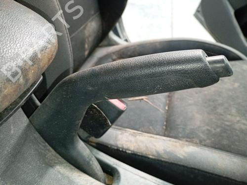 Travão de mão HYUNDAI KONA (OS, OSE, OSI) 1.0 T-GDi (120 hp) 30831718