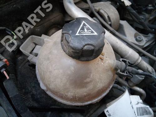Used Expansion tank Expansion tank PEUGEOT 3008 II SUV (MC_, MR_, MJ_, M4_) 2.0 BlueHDi 150 (MJAHXH, MJAHXV, MJAHXG, MJAHSH, MJAHRH,... (150 hp) 11105924 11105924