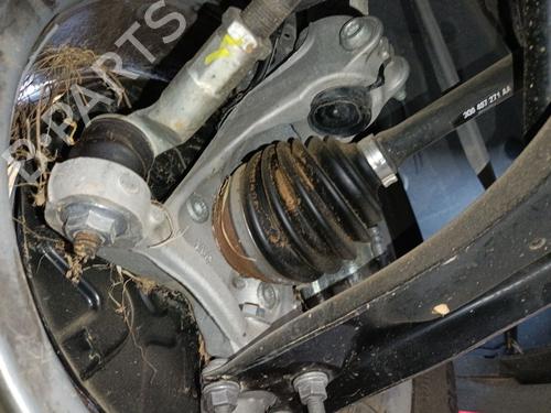 Used Left front steering knuckle Left front steering knuckle SKODA KAROQ (NU7, ND7) 1.5 TSI (150 hp) 33460605 33460605