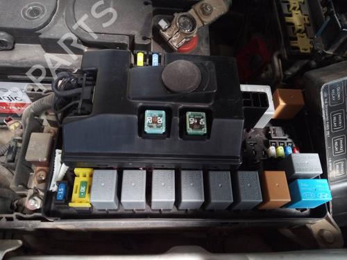 Used Fuse box KIA SORENTO I (JC) 2.5 CRDi 4WD (140 hp) 13072435