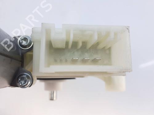 Right rear window motor BMW 3 (G20, G80, G28) 320 d | BP9244614E22 