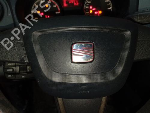Airbag chauffør SEAT IBIZA IV (6J5, 6P1) 1.4 (85 hp) 32111497