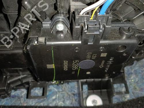 Used Heater blower motor Heater blower motor TOYOTA C-HR (_X1_) 1.8 Hybrid (ZYX10_, ZYX11_) (98 hp) 40196254 40196254