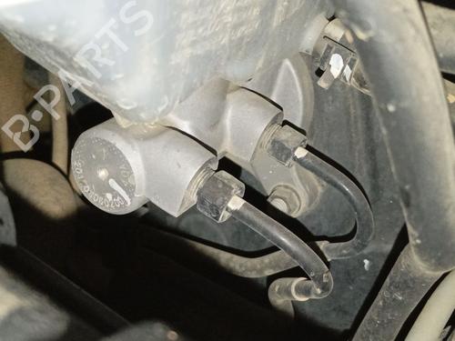 Used Brake master cylinder HYUNDAI TUCSON (TL, TLE) 2.0 CRDi All-wheel Drive (136 hp) 30725148