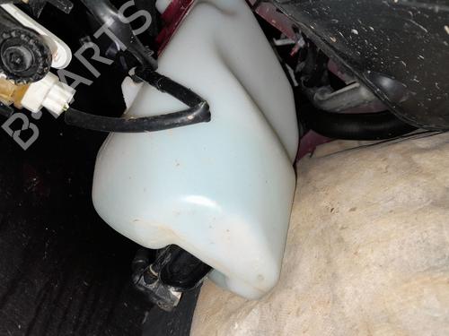 Used Windscreen washer tank PEUGEOT 2008 I (CU_) 1.2 THP 110 / PureTech 110 (110 hp) 24470314