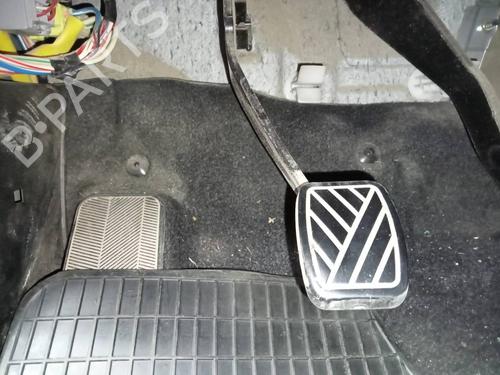 Used Clutch pedal SUZUKI GRAND VITARA II (JT, TE, TD) 1.9 DDiS (JB419WD, JB419XD) (129 hp) 20938085