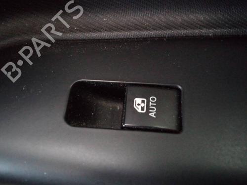 Used Right front window switch KIA CEE'D Hatchback (ED) [2006-2012]  19775338