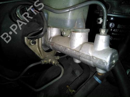 Used Brake master cylinder TOYOTA LAND CRUISER 90 (_J9_) 3.0 TD (KZJ90_, KZJ95_, KZJ90R, KZJ95R, KZJ90W, KZJ95W) (125 hp) 6530069