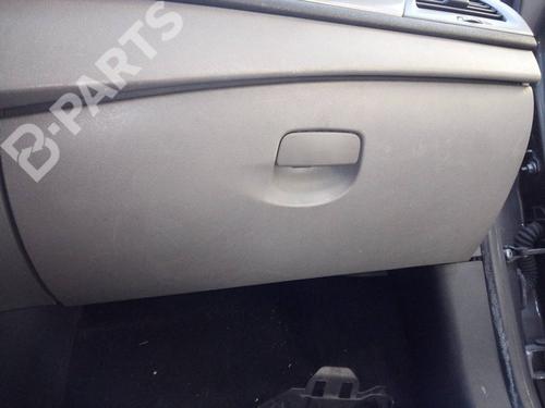 glove-box-renault-megane-iii-hatchback-bz01_-b3_-16-16v-bz0h-2008-10351620 main image