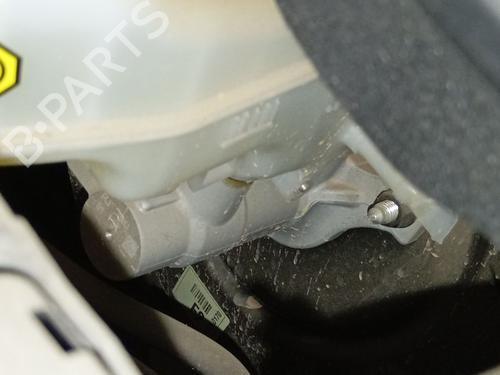 Used Brake master cylinder KIA STONIC (YB) 1.0 T-GDi Eco-Dynamics+ (101 hp) 30684475