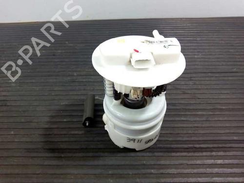 Used Fuel pump DACIA SANDERO 1.2 16V (75 hp) 1613458