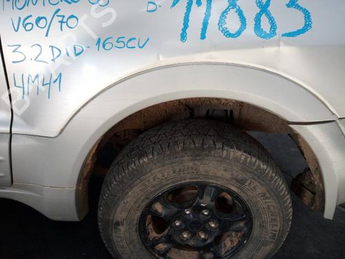 Used Rear left wheel arch trim MITSUBISHI PAJERO III (V7_W, V6_W) 3.2 Di-D (V68W, V78W) (165 hp) 16587802