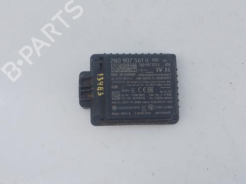 Used Electronic module VW POLO V (6R1, 6C1) 1.6 TDI (90 hp) 32482722