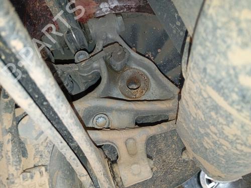 Højre hjullejehus spindel VW TIGUAN (AD1, AX1) 2.0 TDI (150 hp) 27242154