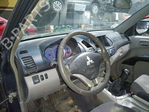 Used Dashboard Dashboard MITSUBISHI L200 / TRITON (KA_T, KB_T) 2.5 DI-D (KA4T) (136 hp) 40458869 40458869