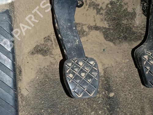 Pédale d'embrayage SEAT LEON (KL1, KLG) 2.0 TDI (116 hp) 31979923