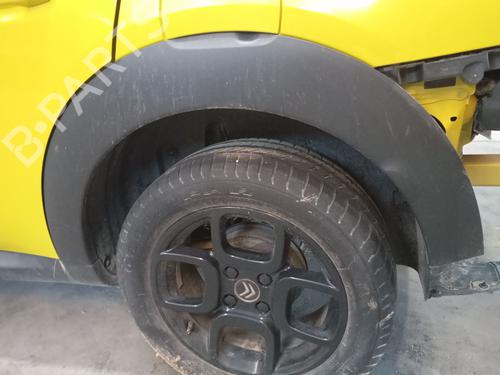 Used Rear left wheel arch trim CITROËN C4 CACTUS 1.2 VTi 82 (82 hp) 29447737