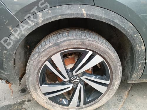 rear-right-wheel-arch-trim-vw-t-roc-a11-d11-2017-32859413 main image