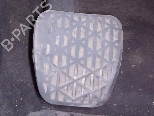 Used Clutch pedal MERCEDES-BENZ CLK Convertible (A209) CLK 200 Kompressor (209.442) (163 hp) 8789411