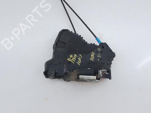 Used Front right lock TOYOTA AURIS (_E18_) 1.4 D-4D (NDE180_, NDE180R) (90 hp) 27479357